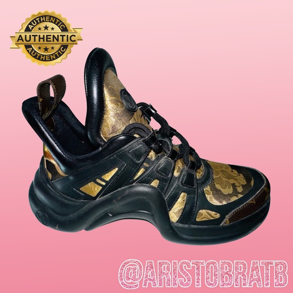 LOUIS VUITTON Monogram LV Archlight Sneakers